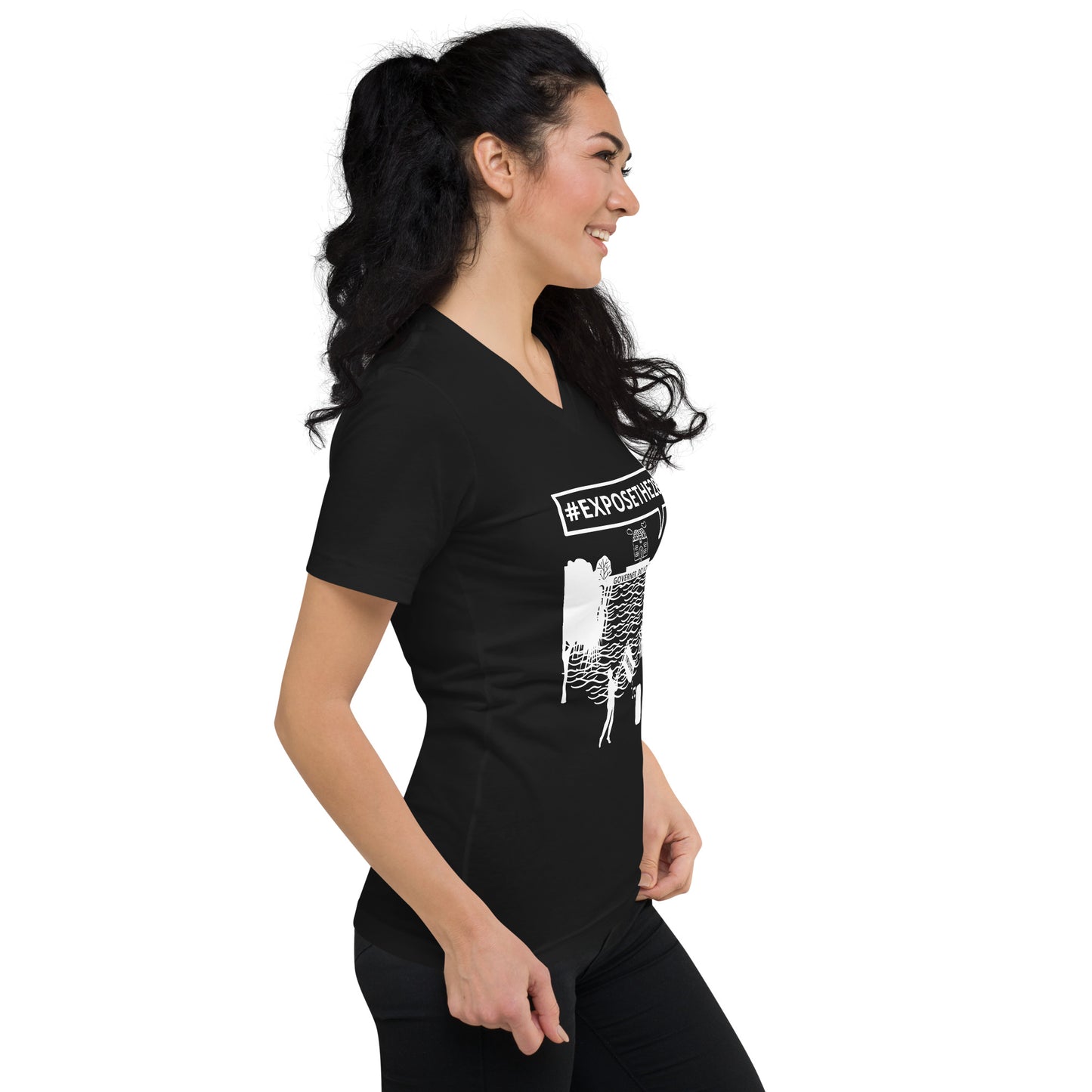 EXPOSETHE28 Unisex Short Sleeve V-Neck T-Shirt