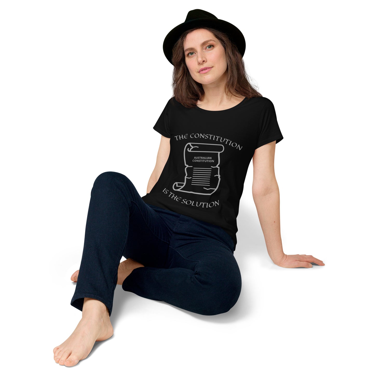 THE SOLUTION Women’s round neck tee